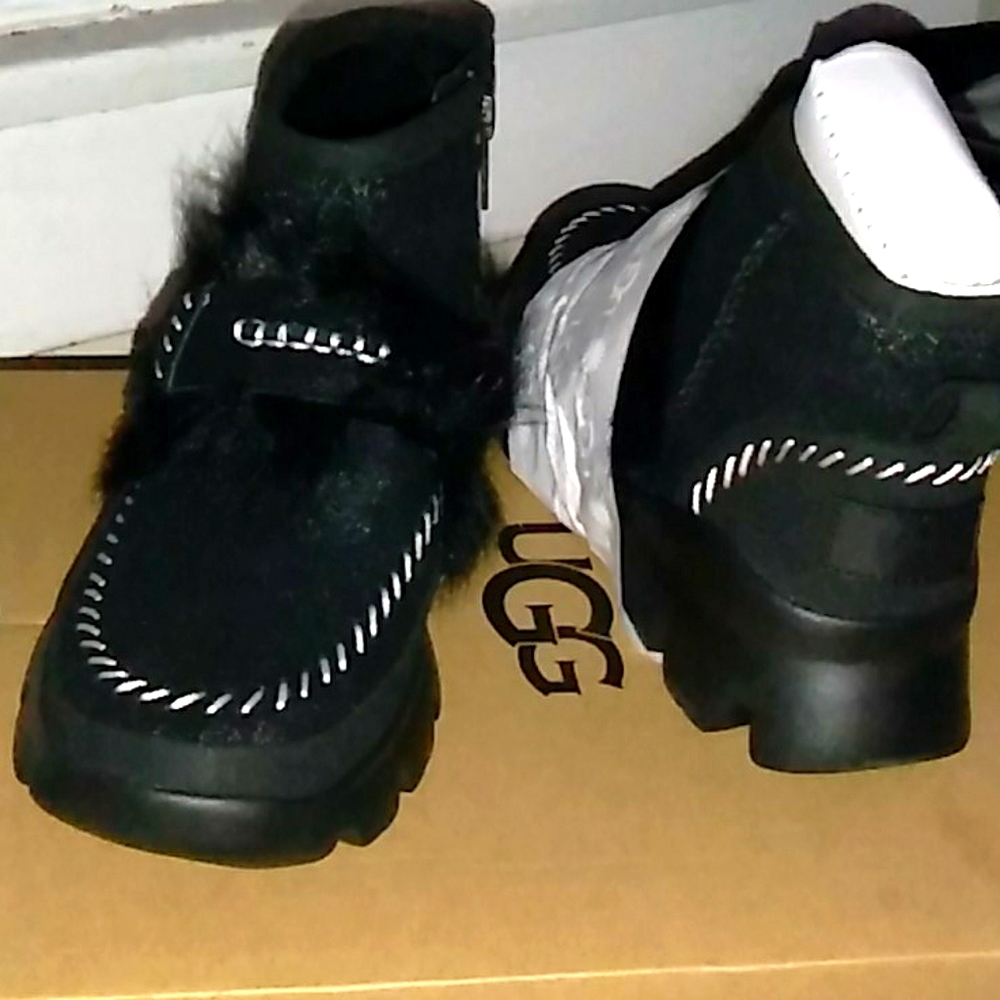 Woman ugh boots